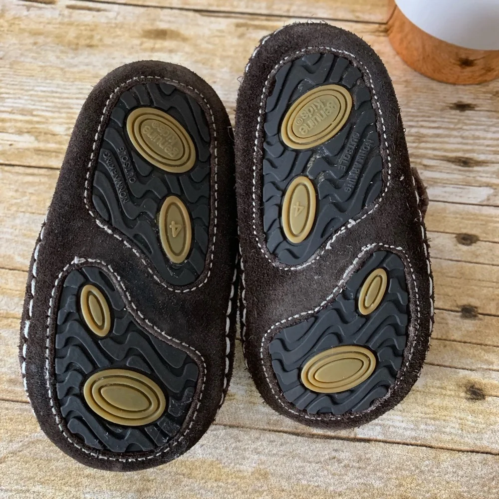 Leather boots moccasins 4 kids faux fur lined booties treaded bottom walkers